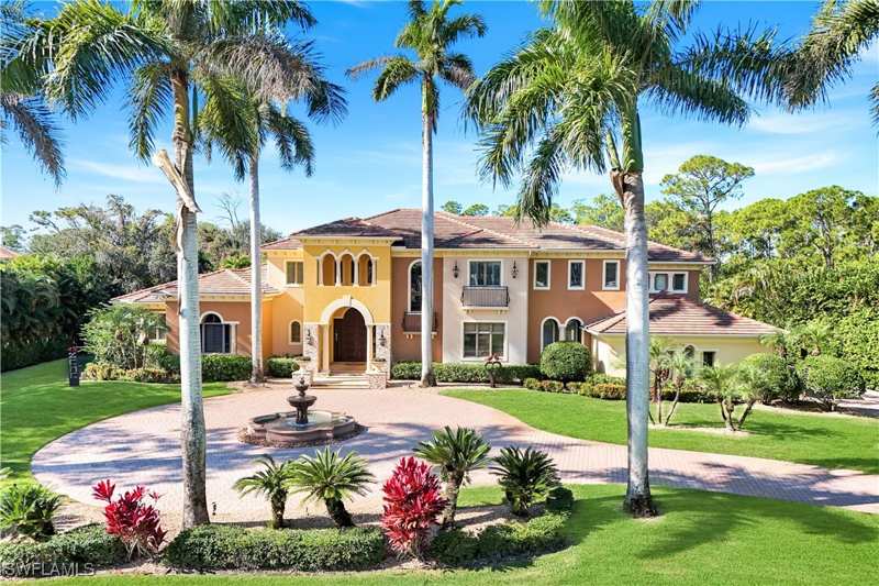 6 bedroom SingleFamilyResidence at 683 Hickory Rd, Pine Ridge, Naples — photo 1