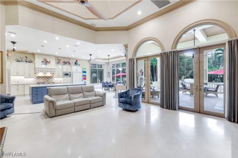 683 Hickory Rd, Naples FL - photo 15 of 42