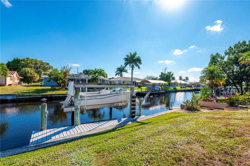 2 bedroom SingleFamilyResidence at 4548 Gulf Ave, Waterway Estates, North Fort Myers — photo 2