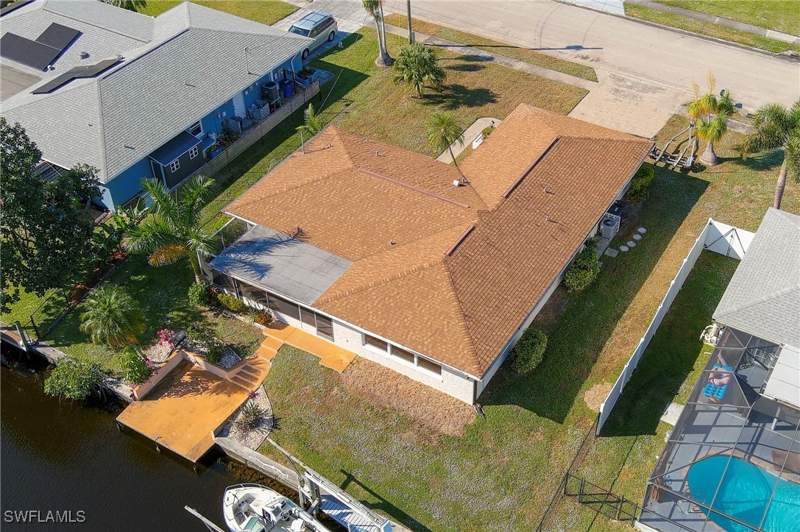 2 bedroom SingleFamilyResidence at 4548 Gulf Ave, Waterway Estates, North Fort Myers — photo 3