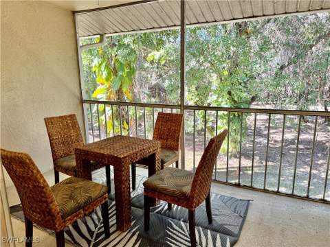 645 Squire Ct 202, Naples FL - photo 19 of 41