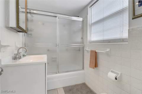 207 8th Ave S 207A, Naples FL - photo 16 of 25