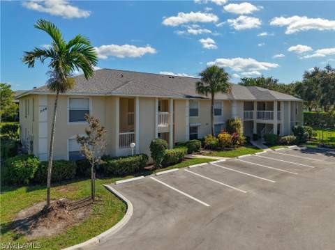 729 Landover Ct 103, Naples FL - photo 10 of 18