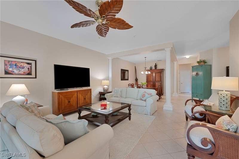 3 bedroom Condominium at 4695 Winged Foot Ct 101, Lake Arrowhead, Naples — photo 3