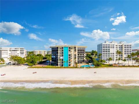 3399 Gulf Shore Blvd N 111, Naples FL - photo 11 of 45