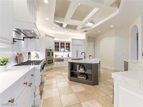 11551 Aerie Ln, Naples FL - photo 12 of 36