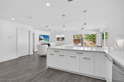 565 110th Ave N, Naples FL - photo 16 of 36