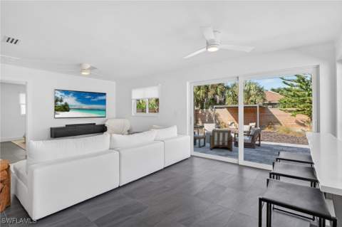 565 110th Ave N, Naples FL - photo 21 of 36
