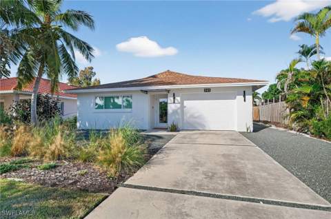 565 110th Ave N, Naples FL - photo 8 of 36