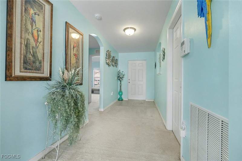 3 bedroom SingleFamilyResidence at 746 Center Lake ST, SHADOW LAKES, Lehigh Acres — photo 4
