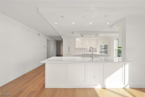 3127 W Gulf Dr 101, Sanibel FL - photo 16 of 50