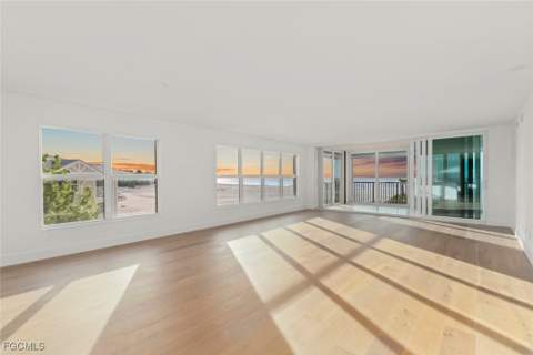 3127 W Gulf Dr 101, Sanibel FL - photo 7 of 50