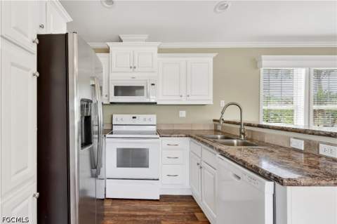 3342 County Road 721 Loop, Moore Haven FL - photo 15 of 50
