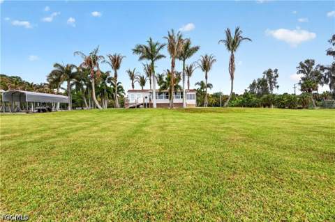 3342 County Road 721 Loop, Moore Haven FL - photo 22 of 50