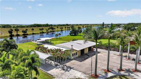 3342 County Road 721 Loop, Moore Haven FL - photo 23 of 50