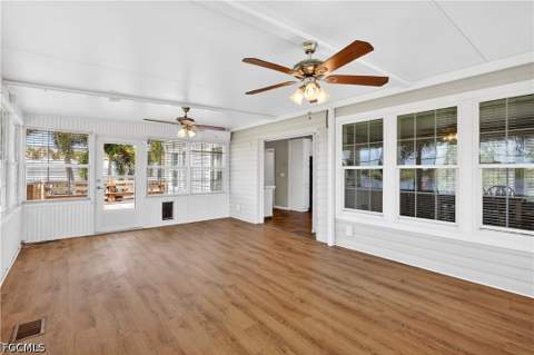 3342 County Road 721 Loop, Moore Haven FL - photo 9 of 50