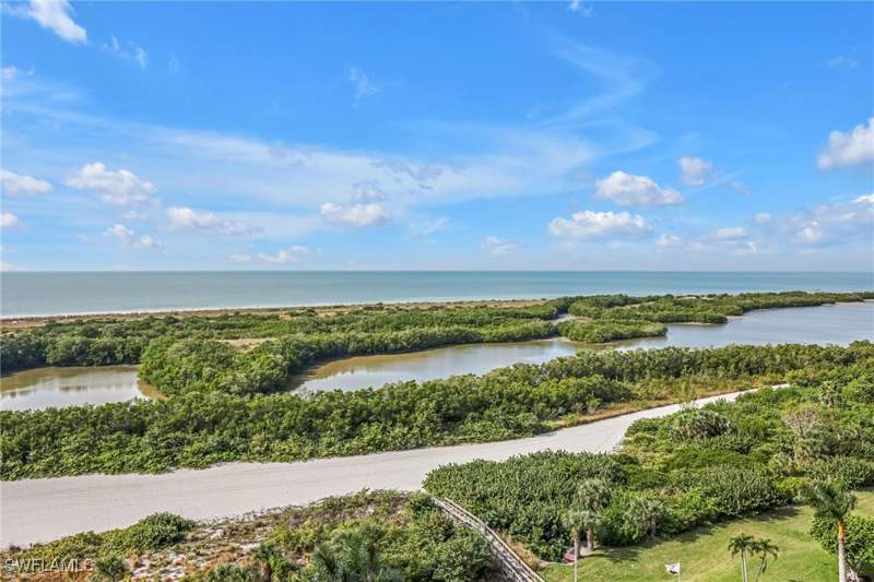 2 bedroom Condominium at 380 Seaview Ct 1202, South Seas, Marco Island — photo 3