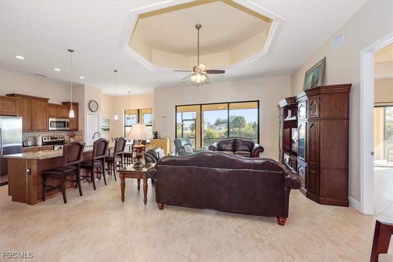 3 bedroom SingleFamilyResidence at 2011 NW 9th Pl, Cape Coral, Cape Coral — photo 2