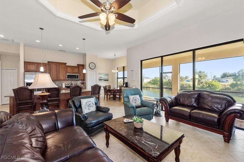 3 bedroom SingleFamilyResidence at 2011 NW 9th Pl, Cape Coral, Cape Coral — photo 3