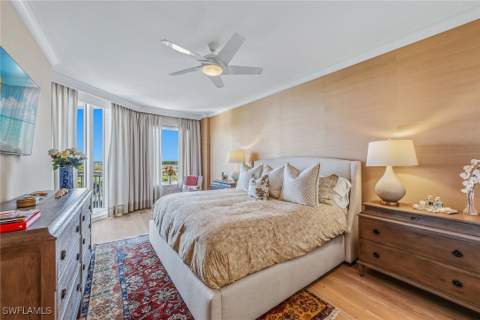 13675 Vanderbilt Dr 707, Naples FL - photo 19 of 29