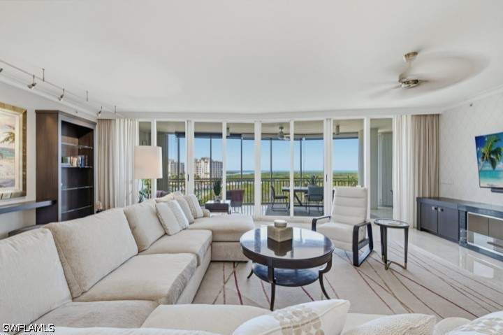 4 bedroom Condominium at 13675 Vanderbilt Dr 707, Aqua, Naples — photo 2