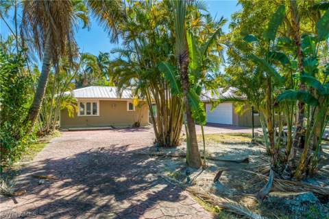 2195 Sheepshead Dr, Naples FL - photo 10 of 14