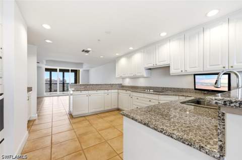 8665 Bay Colony Dr Ph 2003, Naples FL - photo 15 of 44