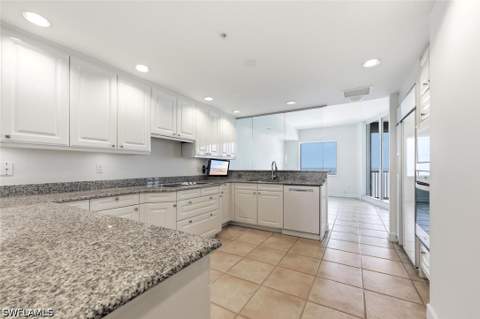 8665 Bay Colony Dr Ph 2003, Naples FL - photo 17 of 44