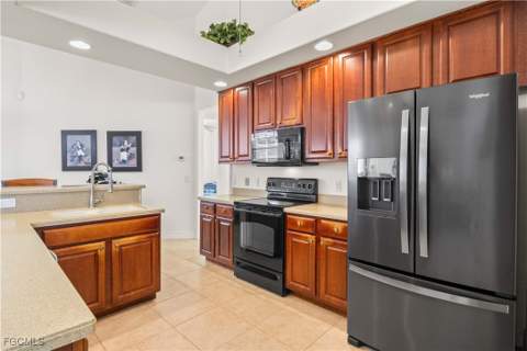 2905 NW 22nd Pl, Cape Coral FL - photo 14 of 45