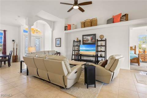 2905 NW 22nd Pl, Cape Coral FL - photo 9 of 45