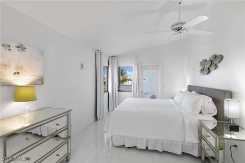 821 Palm St, Marco Island FL - photo 16 of 42