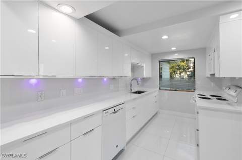 821 Palm St, Marco Island FL - photo 6 of 42