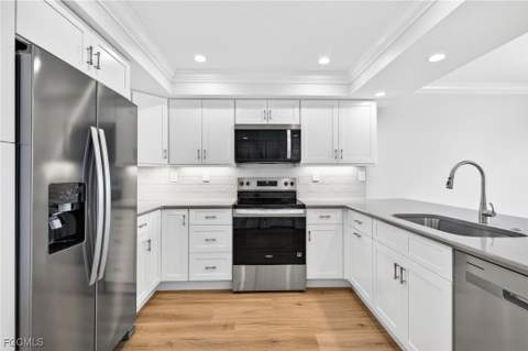 2311 W Gulf Dr 13, Sanibel FL - photo 11 of 36