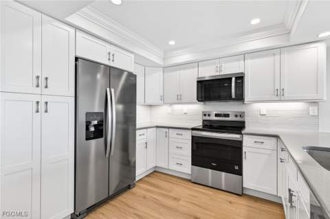 2311 W Gulf Dr 13, Sanibel FL - photo 12 of 36