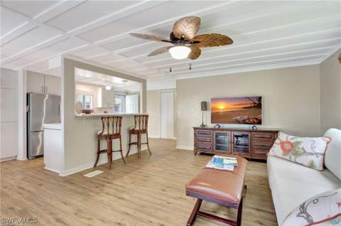 193 Carissa Ln 89, Naples FL - photo 10 of 39