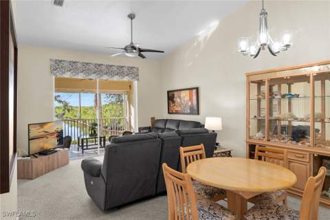 290 Newport Dr 107, Naples FL - photo 11 of 48