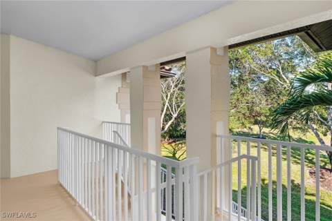 290 Newport Dr 107, Naples FL - photo 6 of 48
