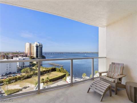 3000 Oasis Grand Blvd 1206, Fort Myers FL - photo 18 of 49