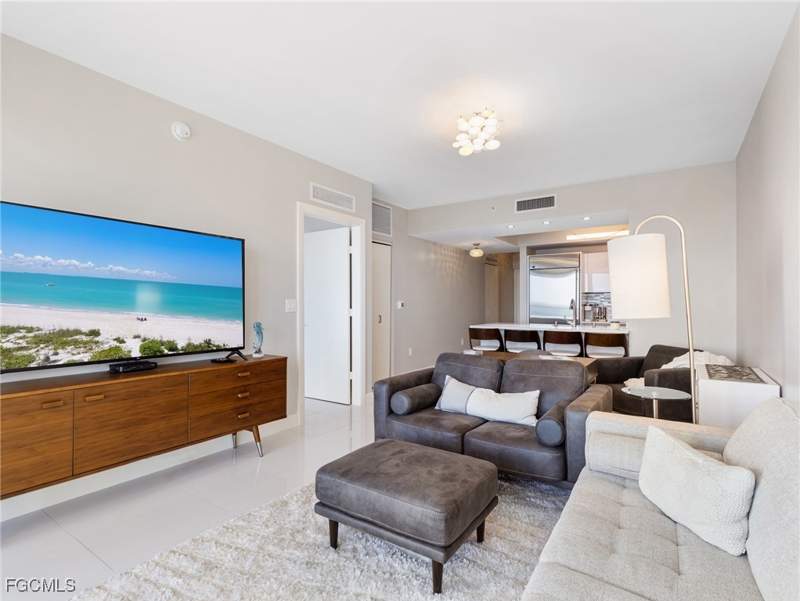 1 bedroom Condominium at 3000 Oasis Grand Blvd 1206, Oasis, Fort Myers — photo 5