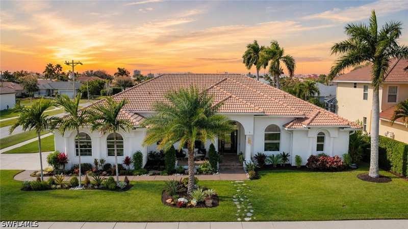 4 bedroom SingleFamilyResidence at 80 Delbrook Way, Marco Island, Marco Island — photo 1
