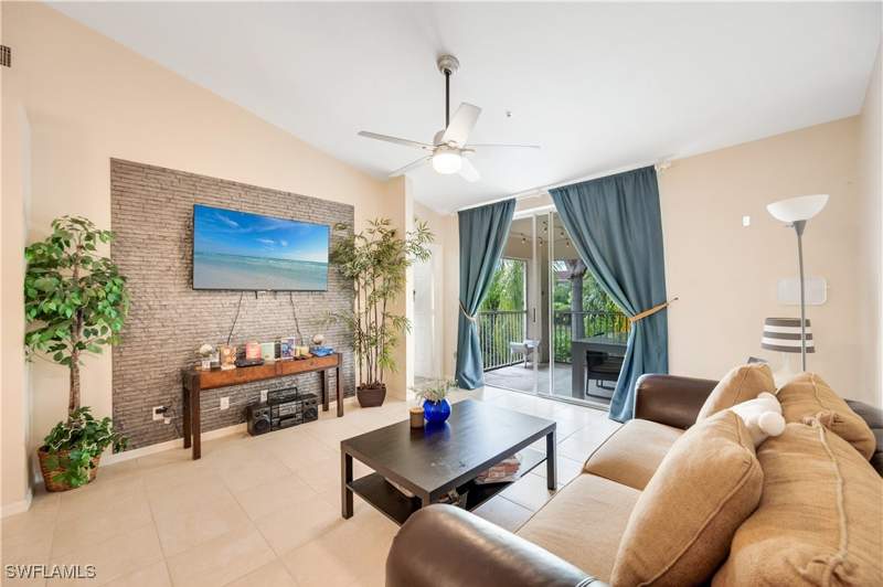 2 bedroom Condominium at 6625 Huntington Lakes Cir 203, Huntington Lakes, Naples — photo 5