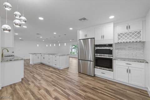 158 Dow Ln, North Fort Myers FL - photo 8 of 46