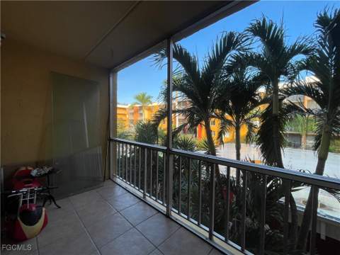 2366 E Mall Dr 304, Fort Myers FL - photo 16 of 42
