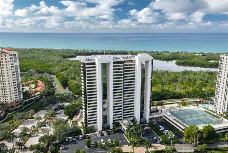 2 bedroom Condominium at 6825 Grenadier Blvd 1002, St Pierre, Naples — photo 1