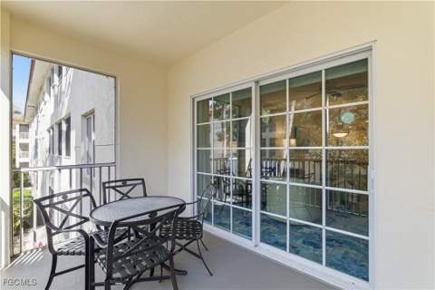 221 9th St S 217, Naples FL - photo 15 of 42