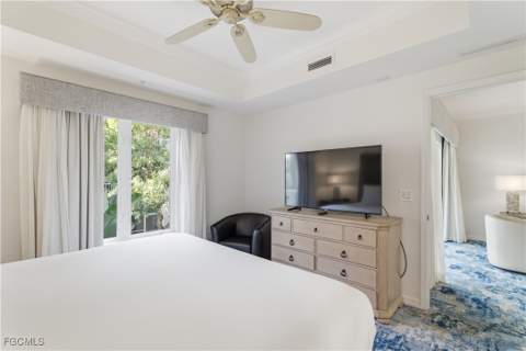 221 9th St S 217, Naples FL - photo 19 of 42