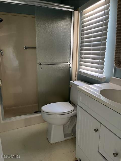 65 Sunset Cir, North Fort Myers FL - photo 15 of 23
