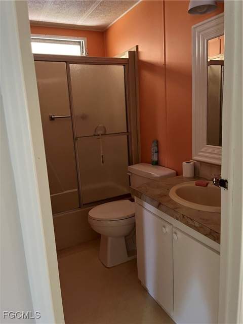 65 Sunset Cir, North Fort Myers FL - photo 20 of 23