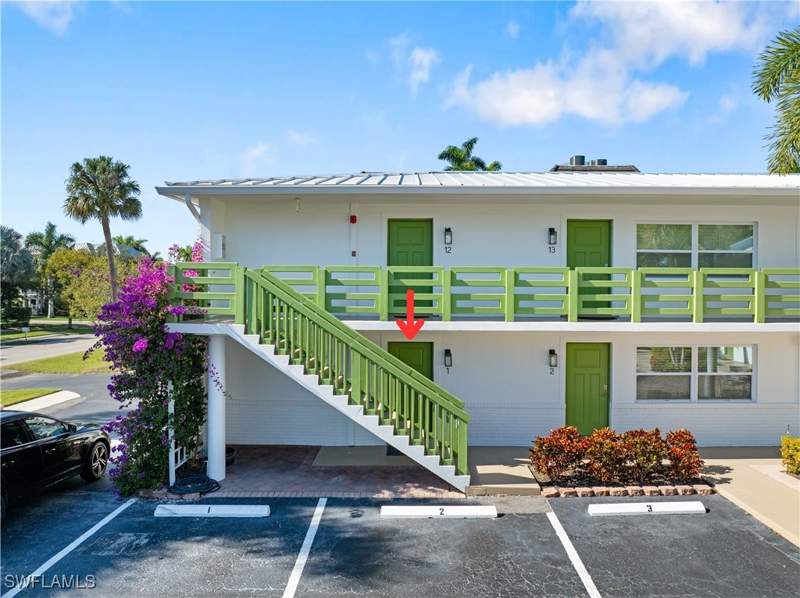 1 bedroom Condominium at 975 9th Ave S 1, Bayview, Naples — photo 4
