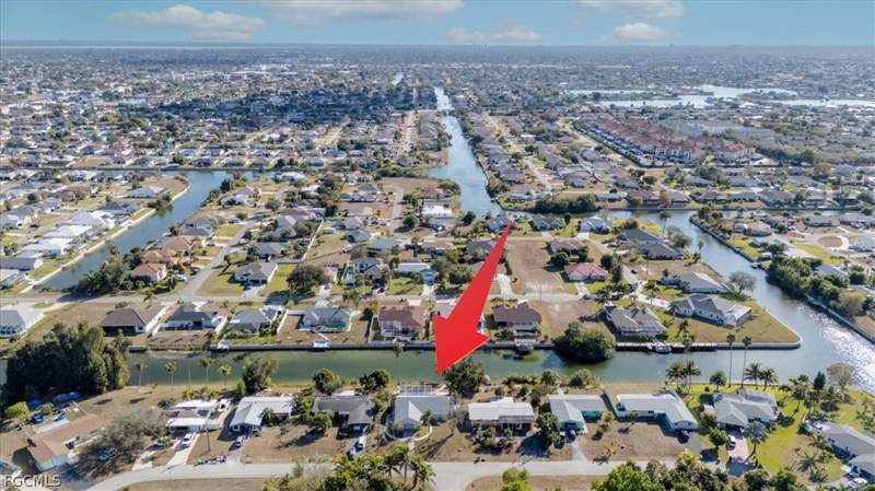 3 bedroom SingleFamilyResidence at 1302 NE 4th Ter, Cape Coral, Cape Coral — photo 5